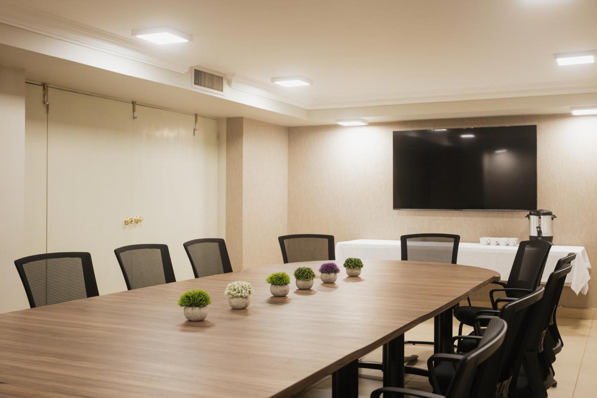 Hotel Parque Central Monterrey Ngoại thất bức ảnh
