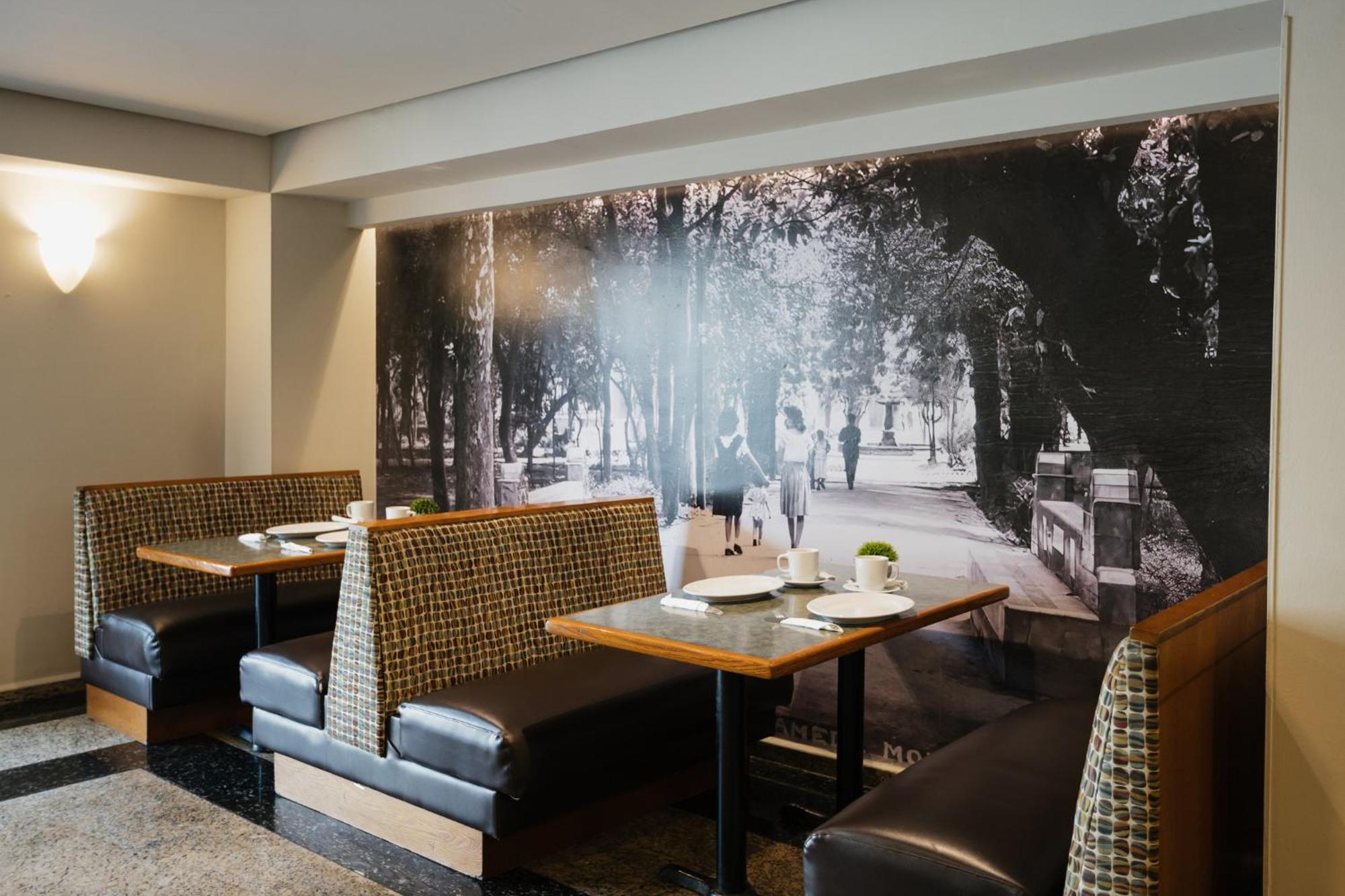 Hotel Parque Central Monterrey Ngoại thất bức ảnh